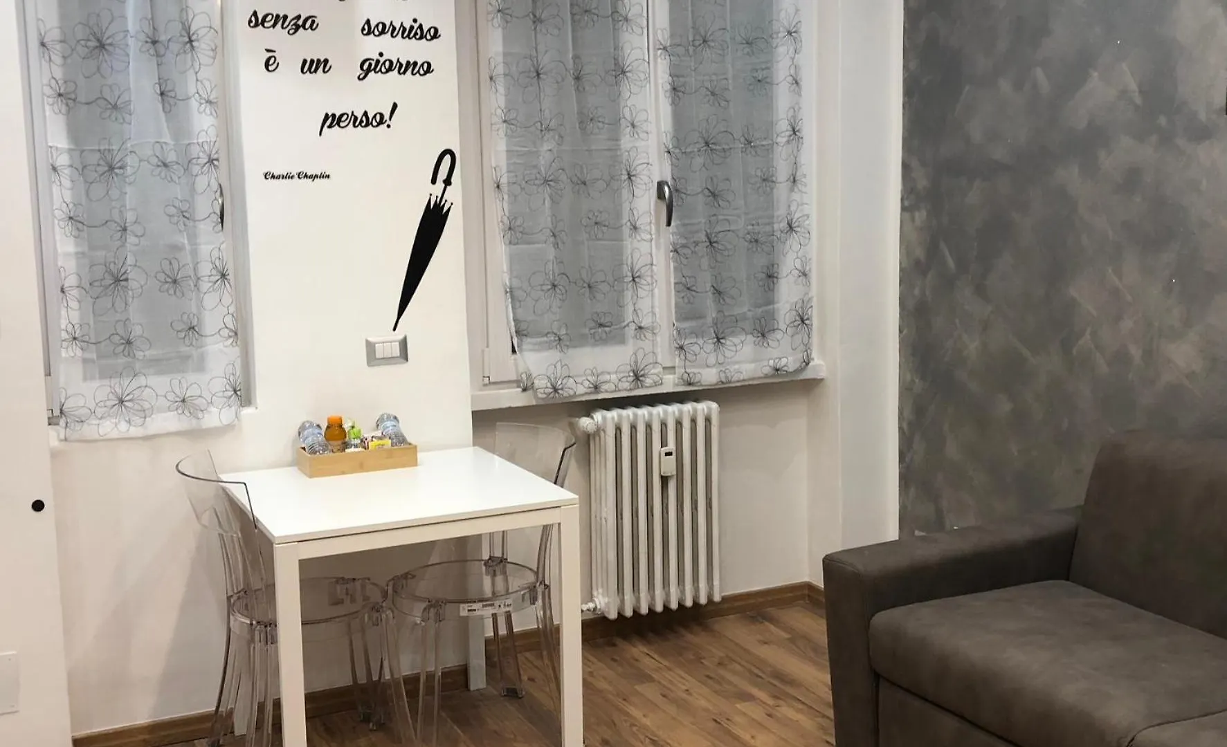 N&Ghomesweethome Canova Accogliente Casa Vacanze - Affari Milan 0*,  Italy
