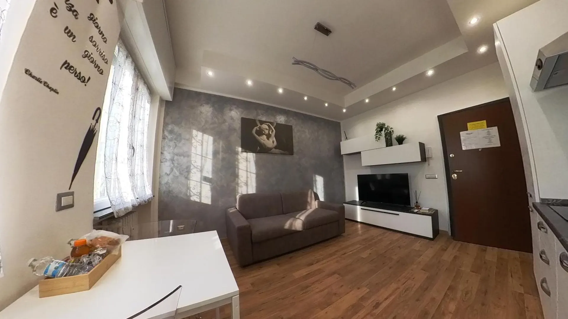 N&Ghomesweethome Canova Accogliente Casa Vacanze - Affari Milan Apartment